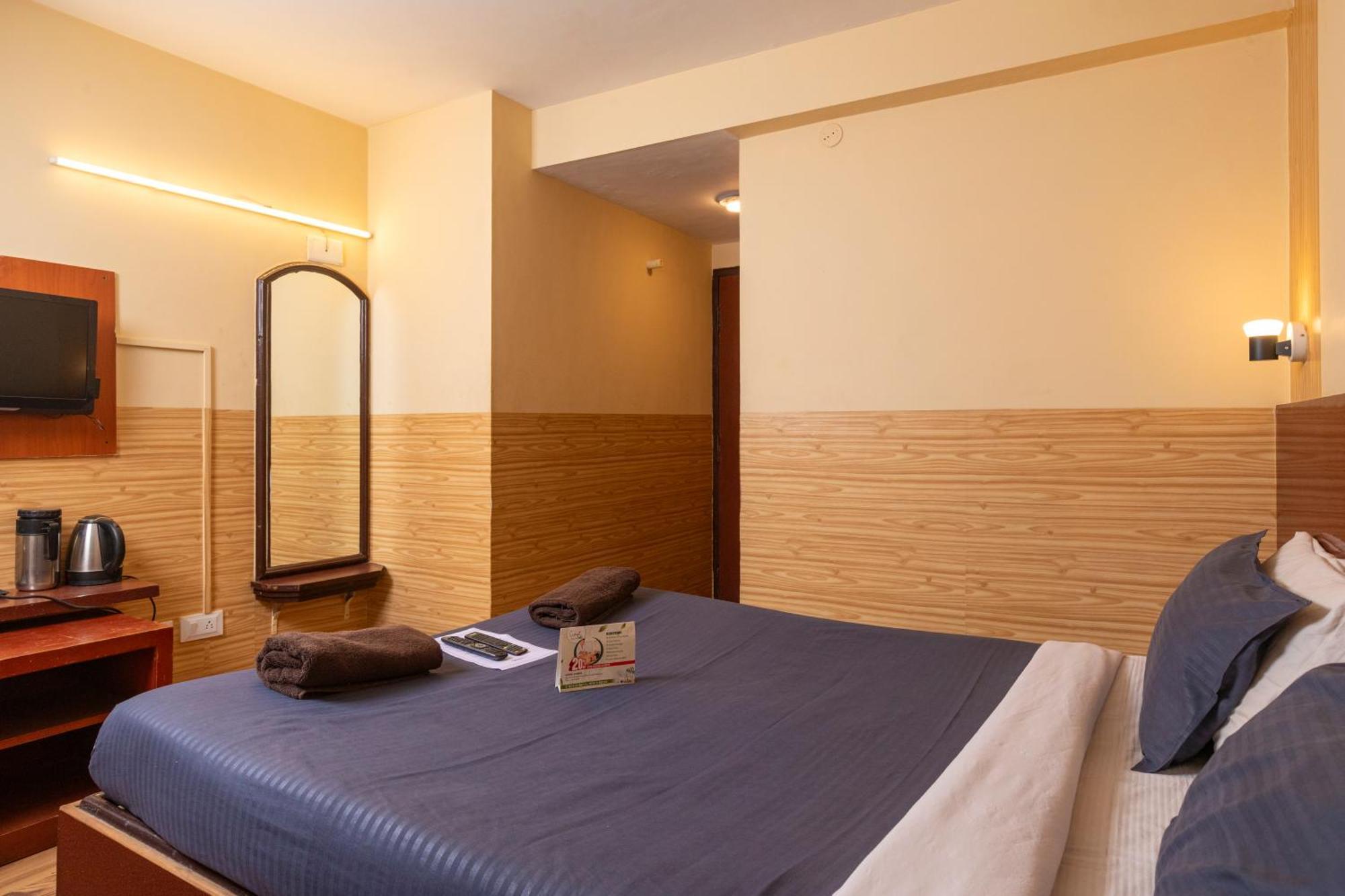 Devi Enterprises - Hotel Khems Ooty Ngoại thất bức ảnh