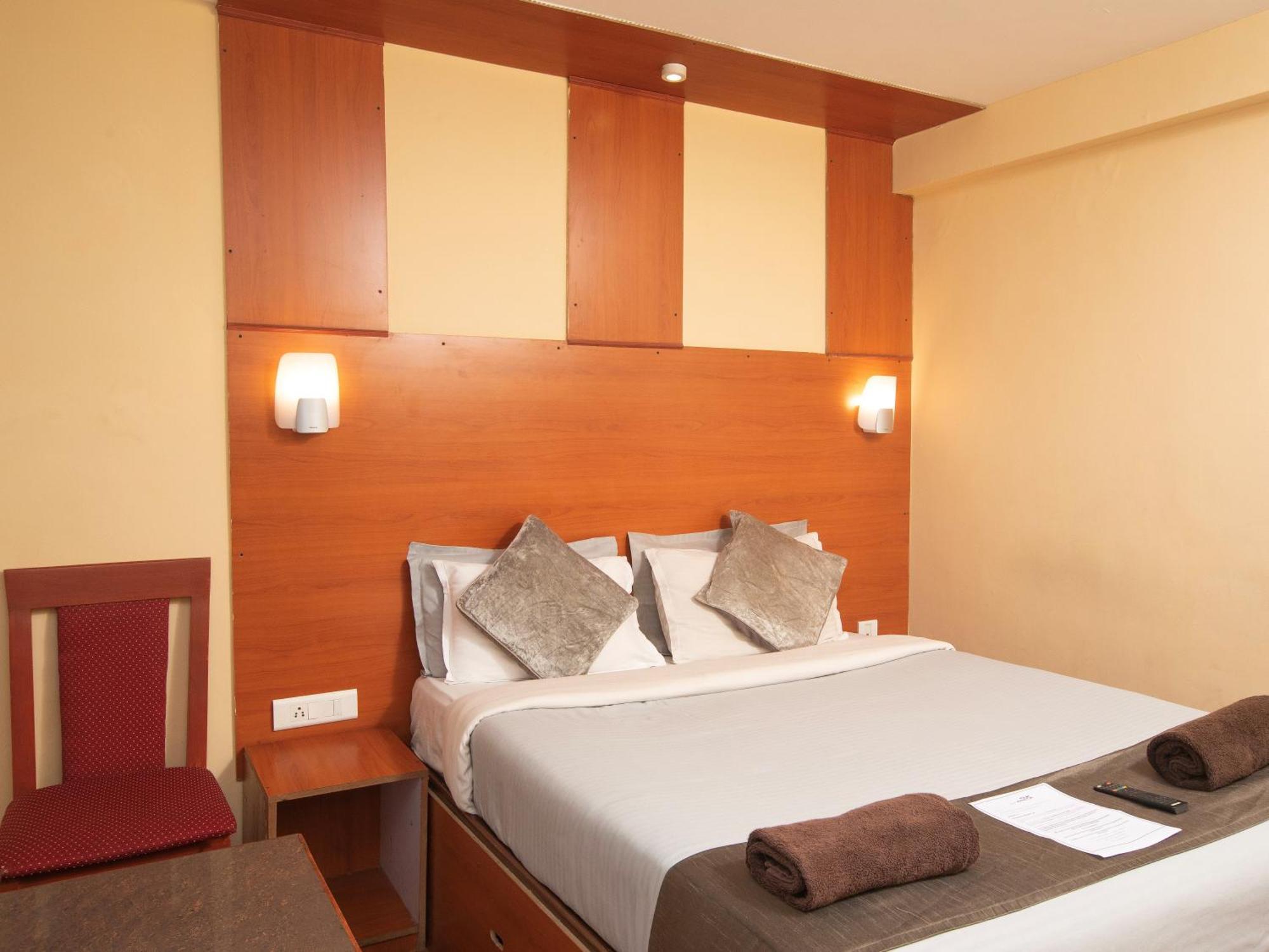 Devi Enterprises - Hotel Khems Ooty Ngoại thất bức ảnh