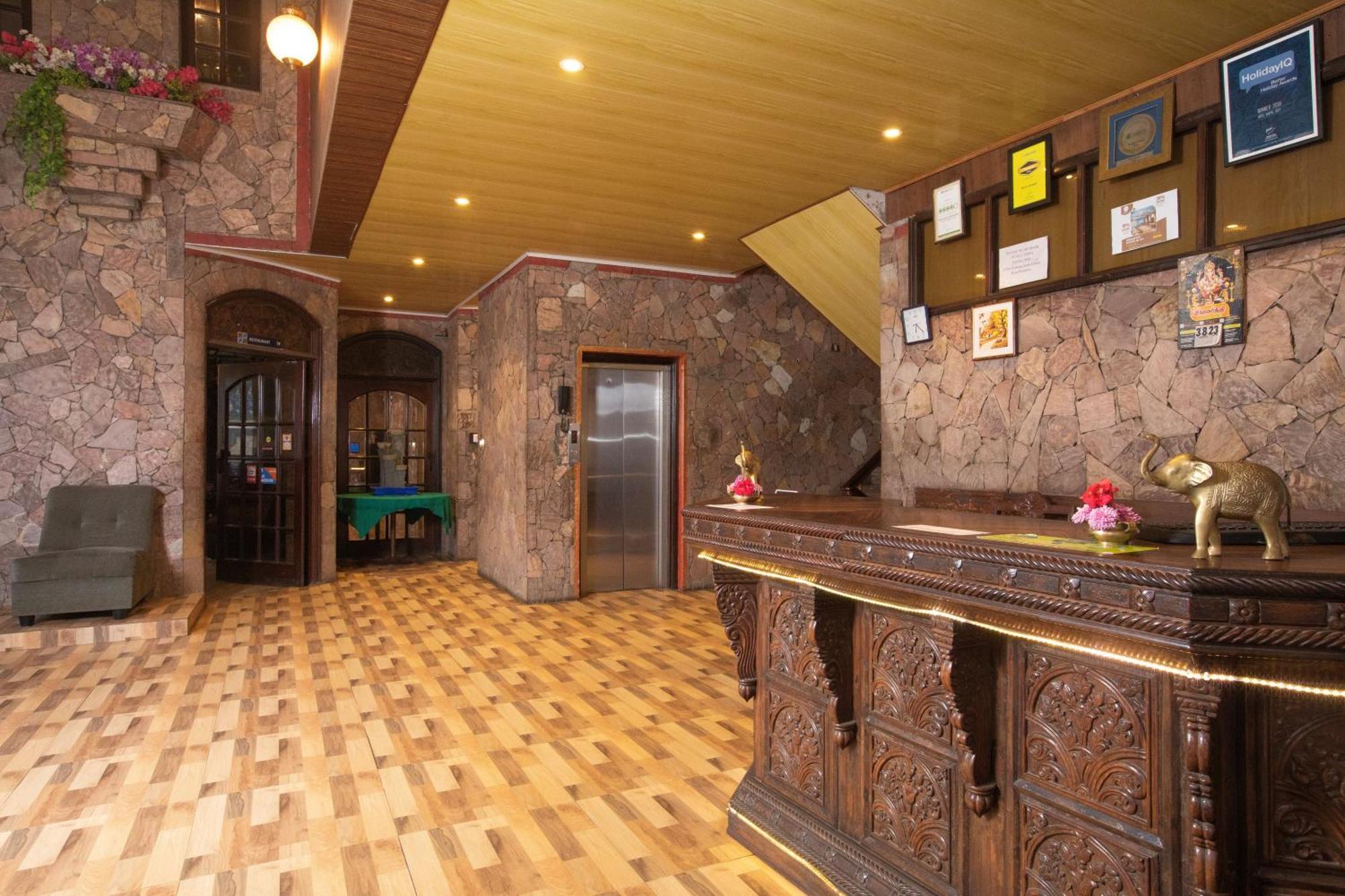 Devi Enterprises - Hotel Khems Ooty Ngoại thất bức ảnh