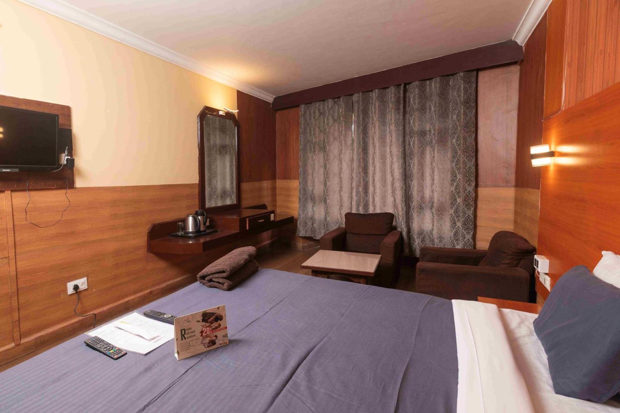 Devi Enterprises - Hotel Khems Ooty Ngoại thất bức ảnh