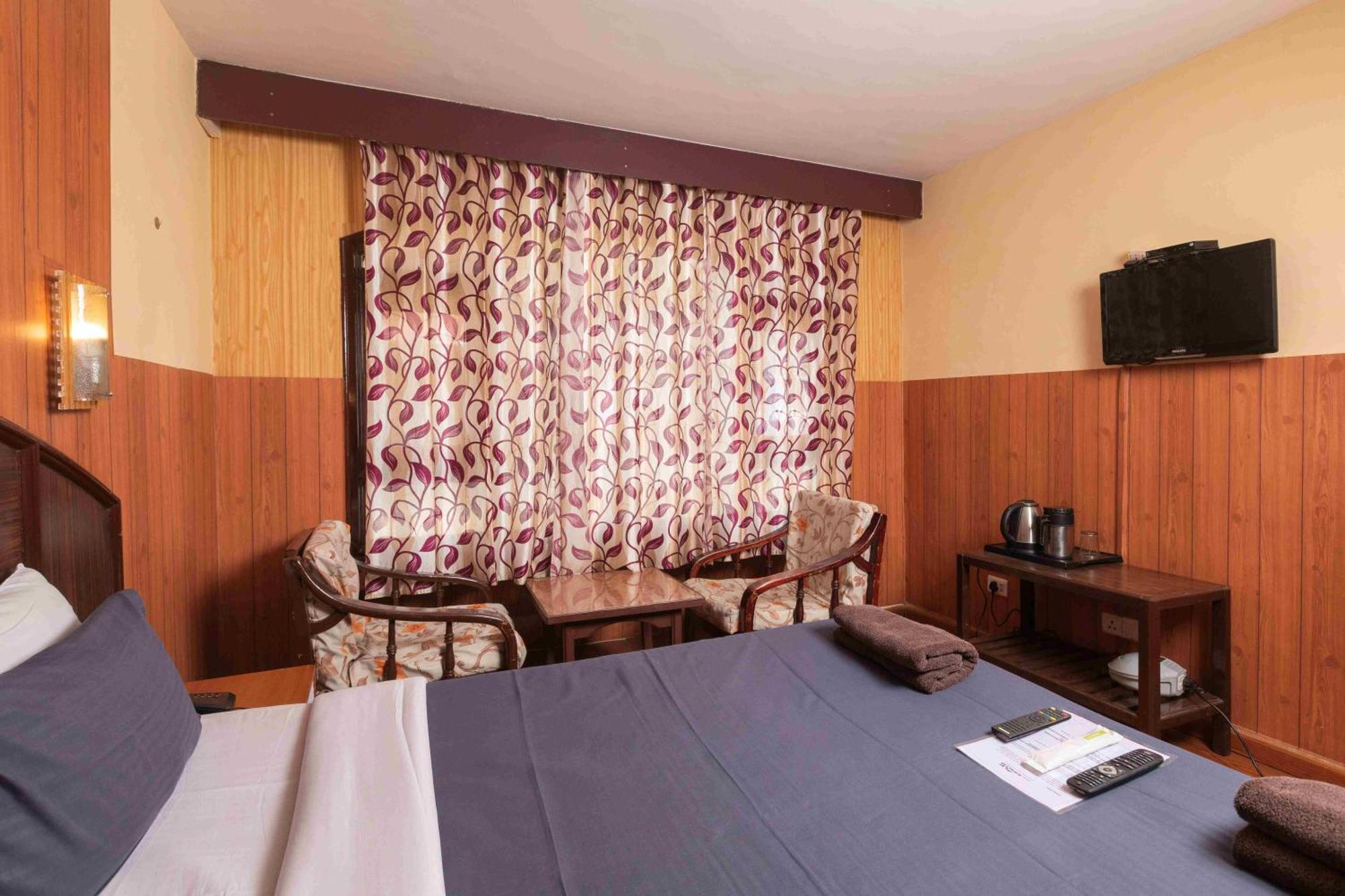 Devi Enterprises - Hotel Khems Ooty Ngoại thất bức ảnh