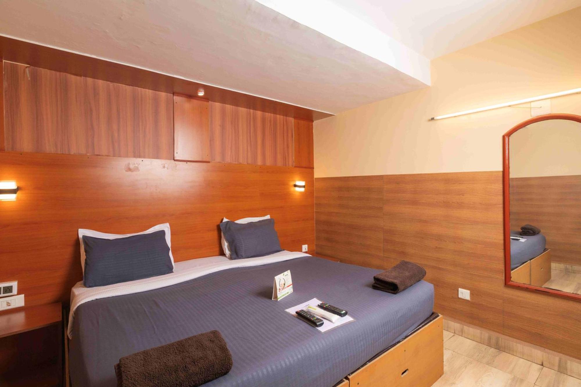Devi Enterprises - Hotel Khems Ooty Ngoại thất bức ảnh