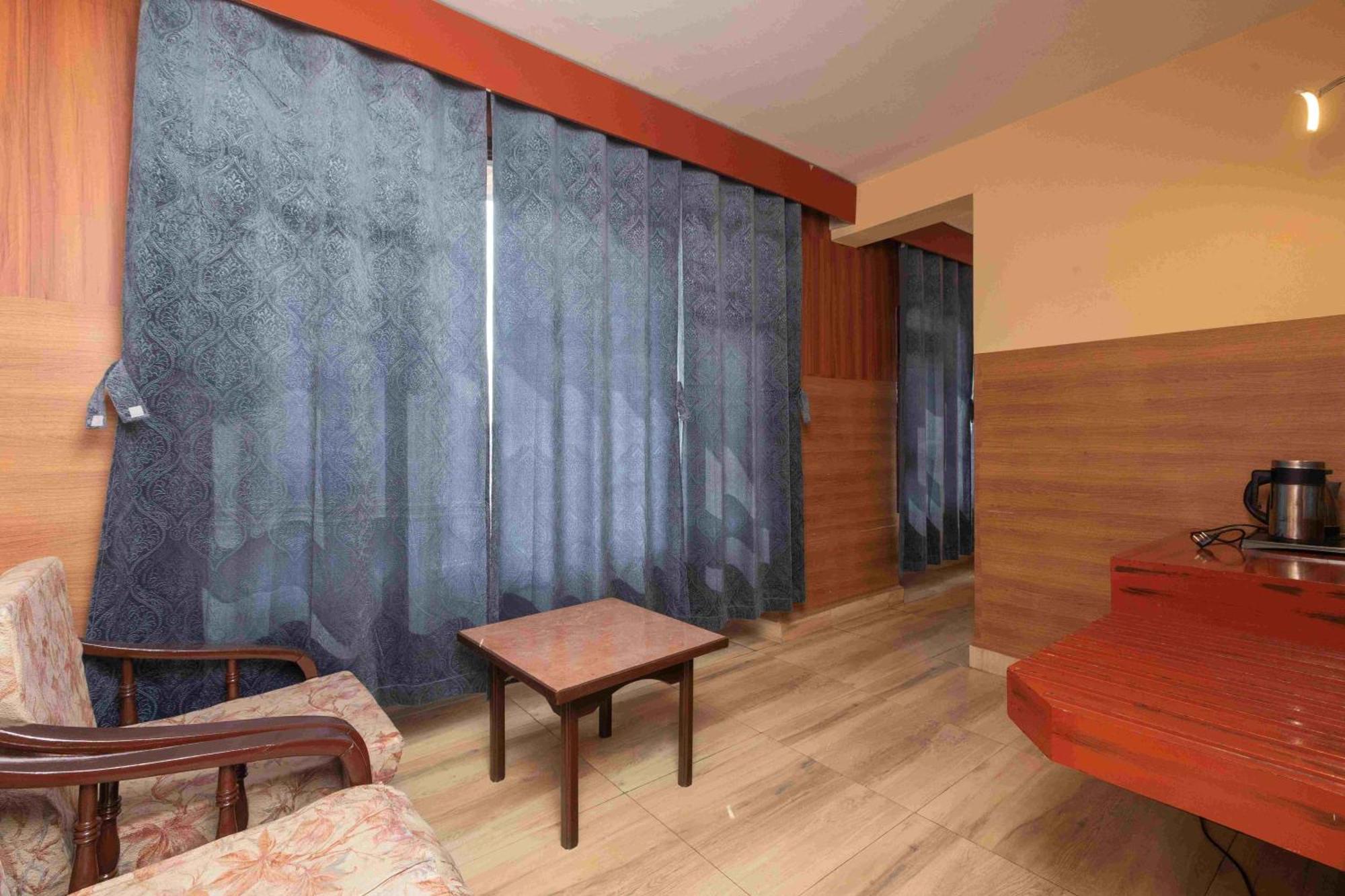 Devi Enterprises - Hotel Khems Ooty Ngoại thất bức ảnh