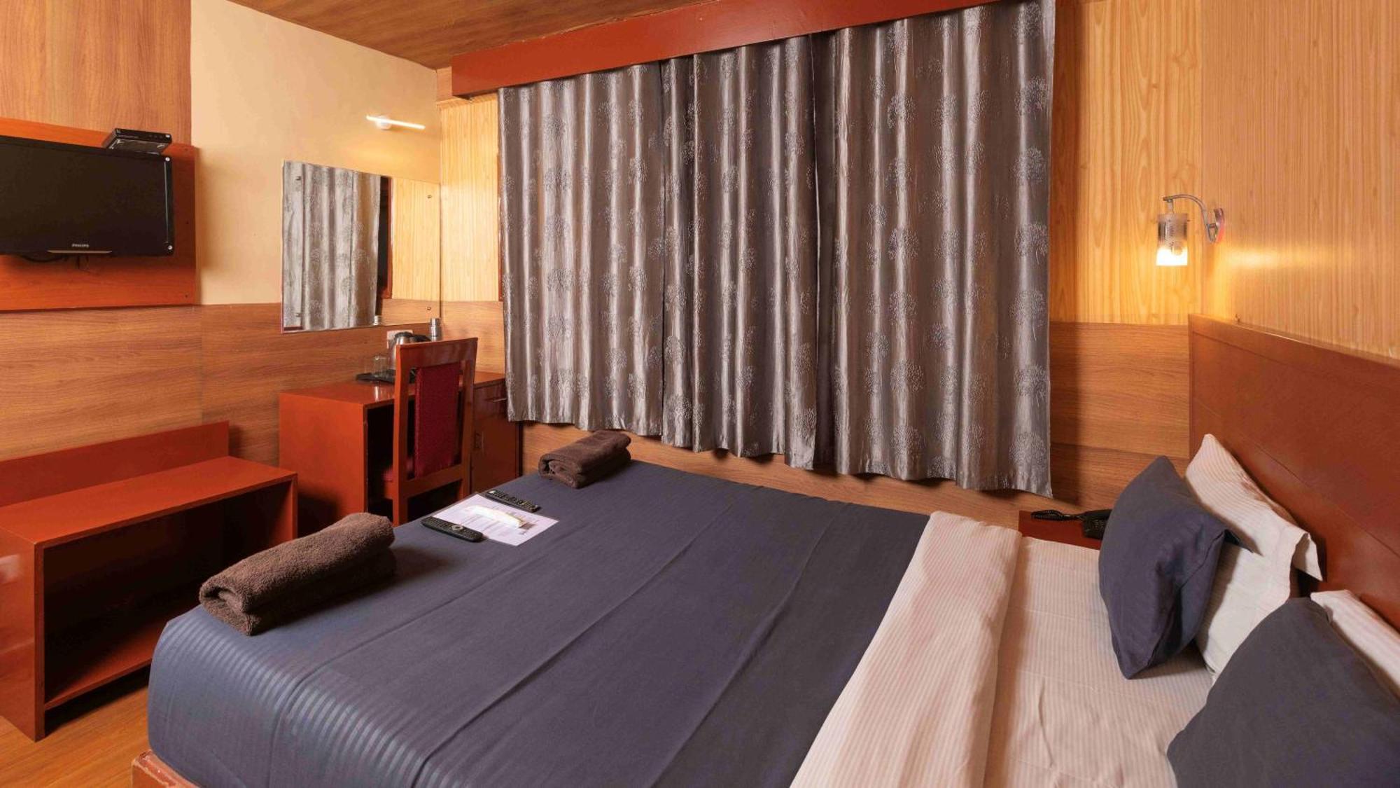 Devi Enterprises - Hotel Khems Ooty Ngoại thất bức ảnh